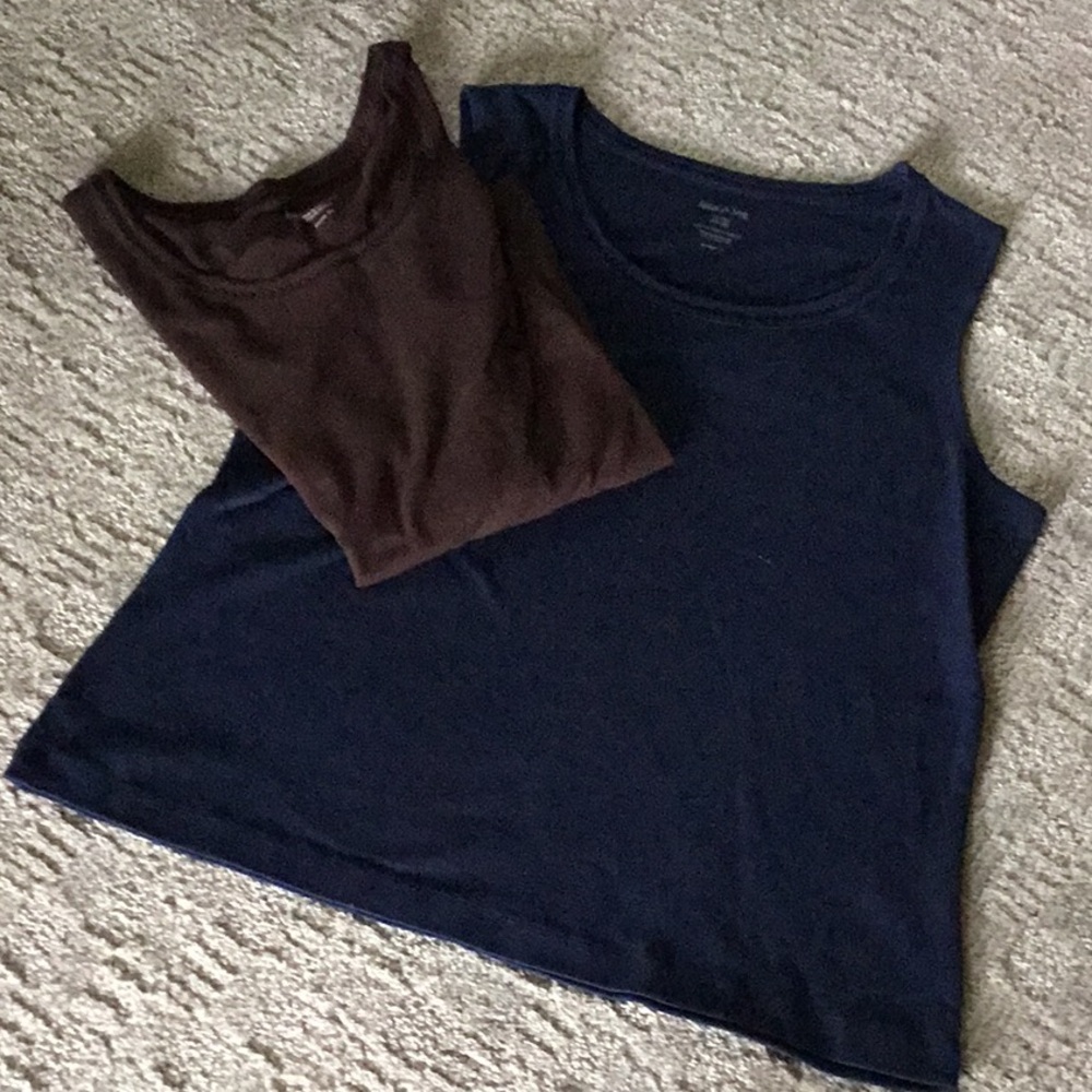 White Stag size XL tops 2/18.00 gently used